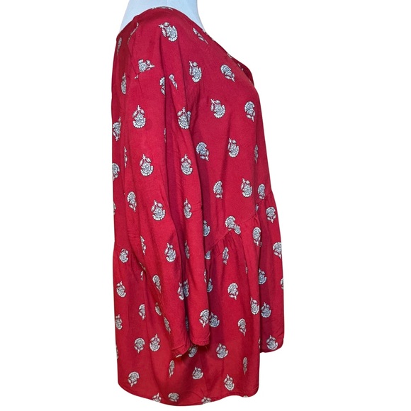 Old Navy | Red Floral 3/4 Sleeve V-neck Peplum Blouse | Size XL - Picture 3 of 4